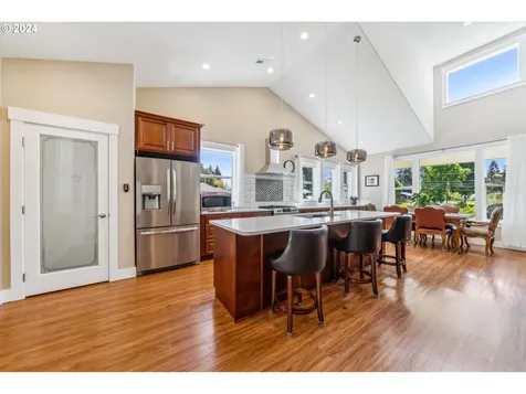785 Se Englewood Drive Hillsboro OR 97123