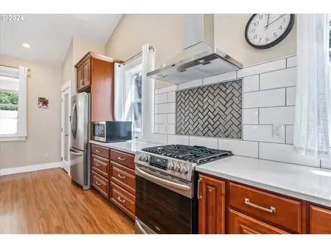 785 Se Englewood Drive Hillsboro OR 97123