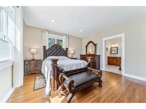 785 Se Englewood Drive Hillsboro OR 97123