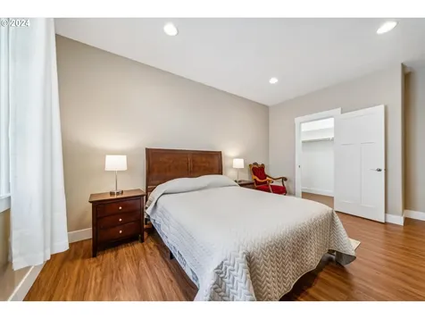 785 Se Englewood Drive Hillsboro OR 97123