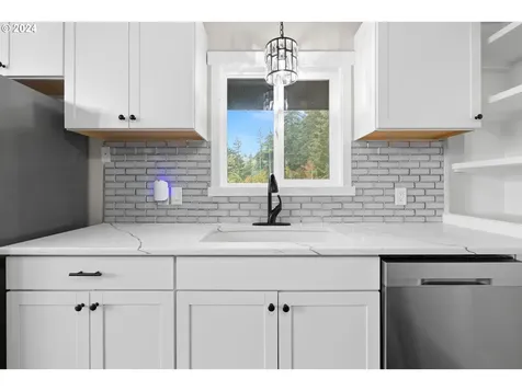 830 Niemi Road Woodland WA 98674