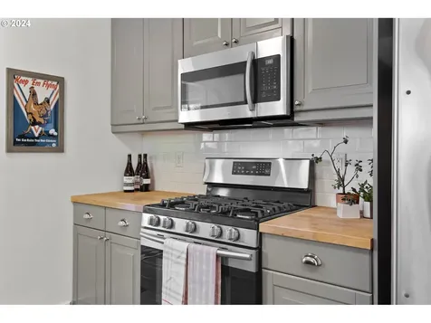 3728 Ne 73rd Avenue Portland OR 97213