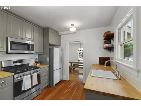 3728 Ne 73rd Avenue Portland OR 97213