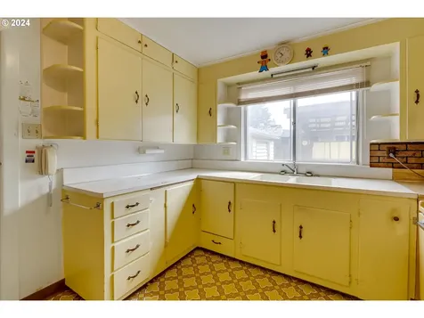 21851 Se Oak Street Gresham OR 97030