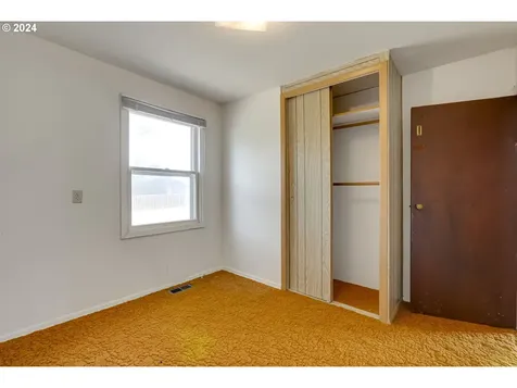 21851 Se Oak Street Gresham OR 97030