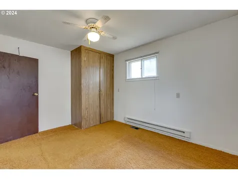 21851 Se Oak Street Gresham OR 97030