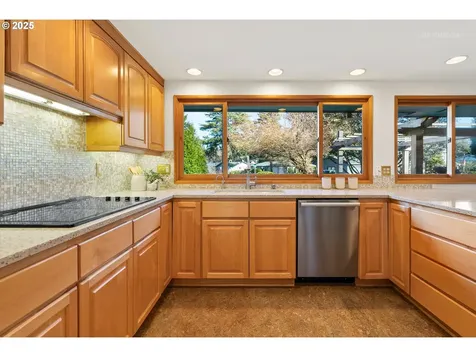 3538 SE Willow Street Hillsboro OR 97123