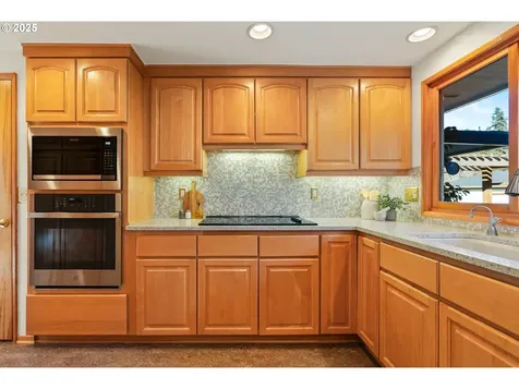 3538 SE Willow Street Hillsboro OR 97123