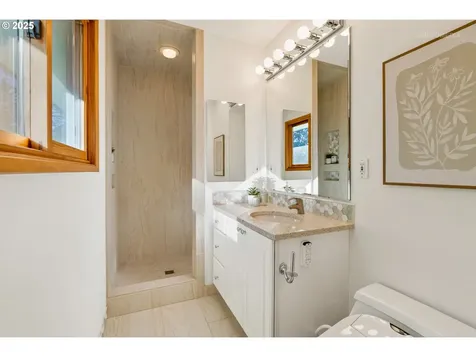 3538 SE Willow Street Hillsboro OR 97123