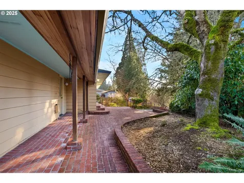 3538 SE Willow Street Hillsboro OR 97123