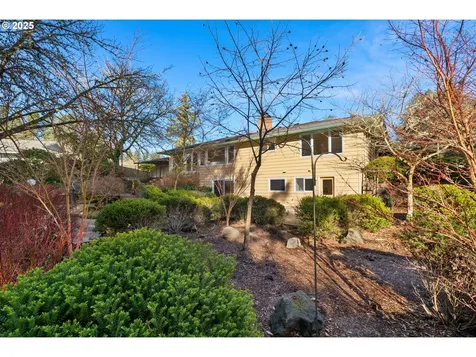 3538 SE Willow Street Hillsboro OR 97123