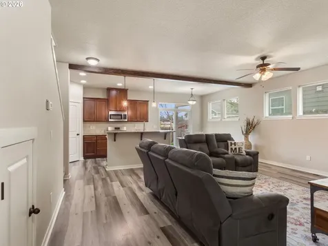 4072 P Street Washougal WA 98671