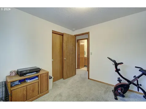 1404 Ne 236th Avenue Wood Village OR 97060