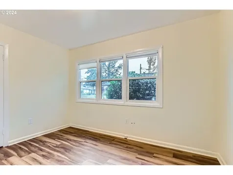 2333 NE Killingsworth Street Portland OR 97211