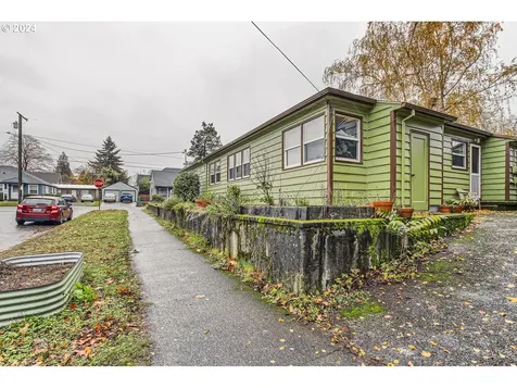 2333 NE Killingsworth Street Portland OR 97211