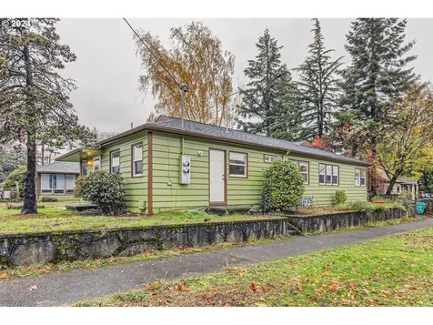 2333 NE Killingsworth Street Portland OR 97211