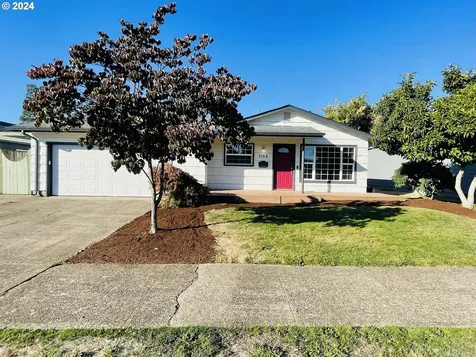 1184 Quinalt Street Springfield OR 97477