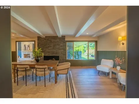 15009 NE Lawnview Circle Aurora OR 97002