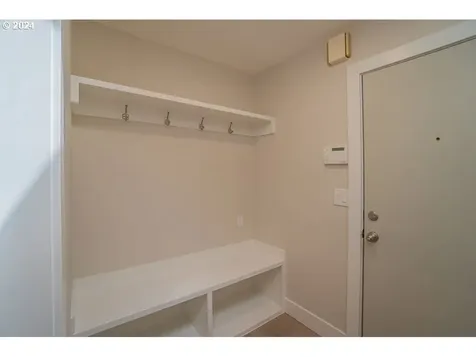 15009 NE Lawnview Circle Aurora OR 97002
