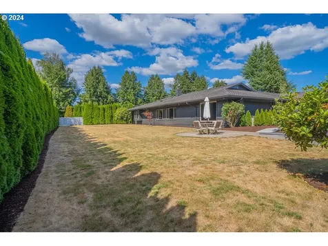 15009 NE Lawnview Circle Aurora OR 97002