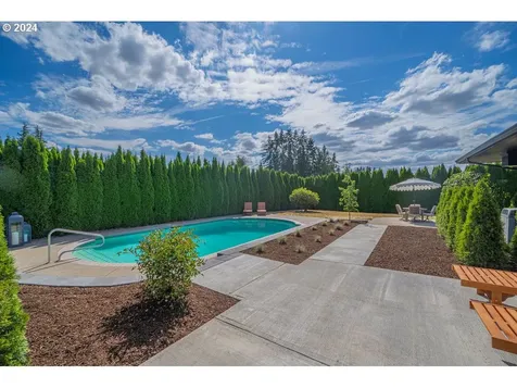 15009 NE Lawnview Circle Aurora OR 97002
