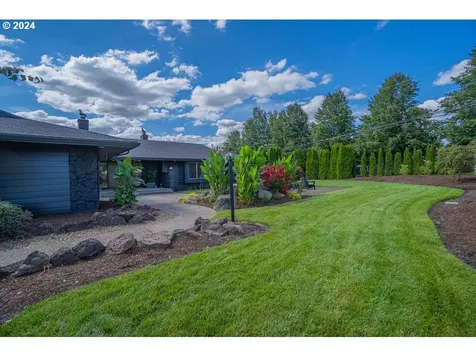 15009 NE Lawnview Circle Aurora OR 97002
