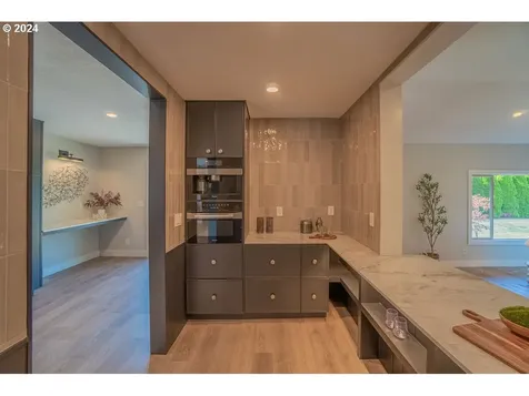 15009 NE Lawnview Circle Aurora OR 97002