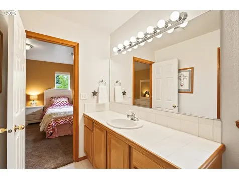 6182 Nw Sickle Terrace Portland OR 97229