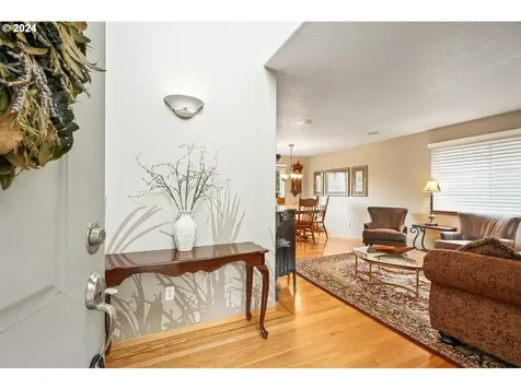 6182 Nw Sickle Terrace Portland OR 97229