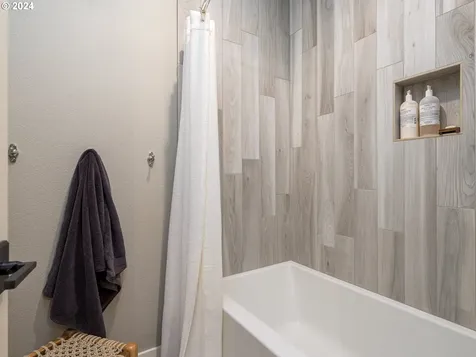 16570 S Springwater Road Oregon City OR 97045