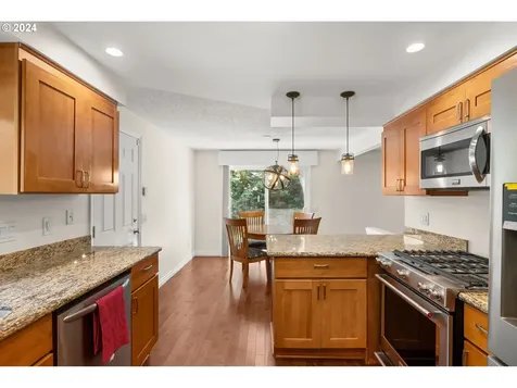 17145 SW Canby Court Beaverton OR 97007