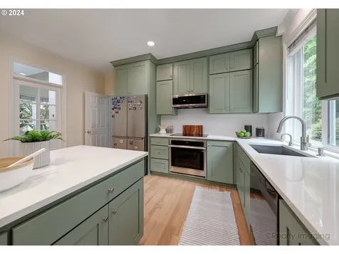 5045 Greensborough Court Lake Oswego OR 97035