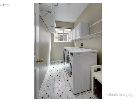 5045 Greensborough Court Lake Oswego OR 97035