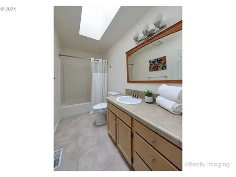 5045 Greensborough Court Lake Oswego OR 97035