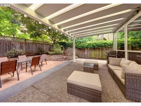 5045 Greensborough Court Lake Oswego OR 97035