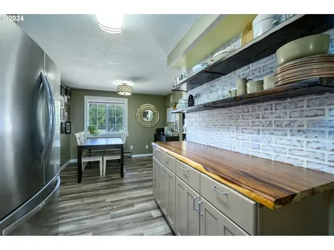 531 NE 3rd Street Willamina OR 97396
