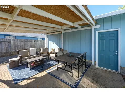 531 NE 3rd Street Willamina OR 97396