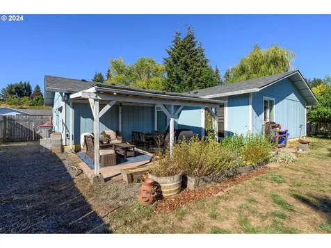 531 NE 3rd Street Willamina OR 97396