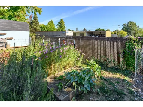 531 NE 3rd Street Willamina OR 97396