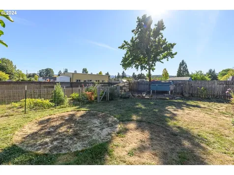 531 NE 3rd Street Willamina OR 97396
