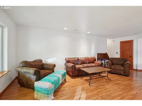 19395 Linda Drive Oregon City OR 97045