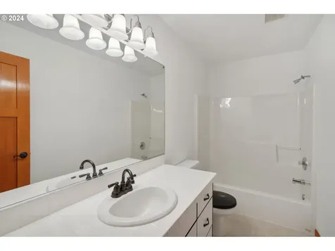 19395 Linda Drive Oregon City OR 97045