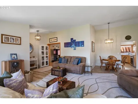 518 Nw 131st Street Vancouver WA 98685