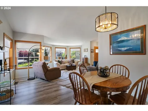 518 Nw 131st Street Vancouver WA 98685