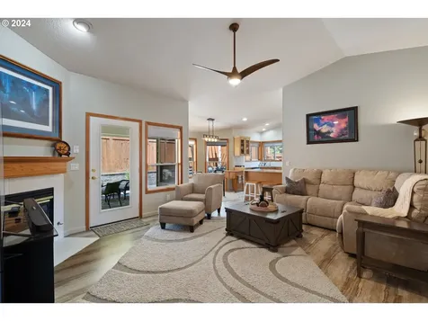 518 Nw 131st Street Vancouver WA 98685