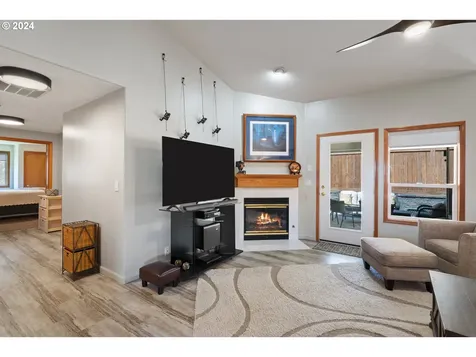 518 Nw 131st Street Vancouver WA 98685