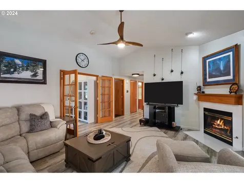 518 Nw 131st Street Vancouver WA 98685