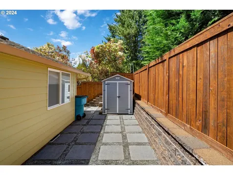 518 Nw 131st Street Vancouver WA 98685
