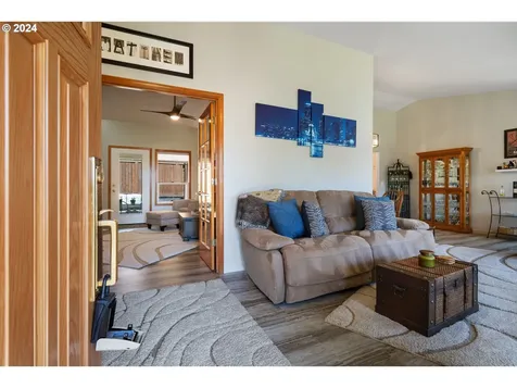518 Nw 131st Street Vancouver WA 98685
