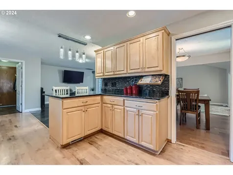 14240 S Canyon Ridge Drive Oregon City OR 97045